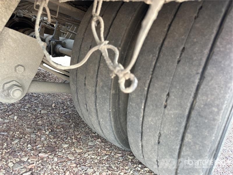 Verem VPE3S42N Tri/A Tri/A Semi-Remorque Porte Engin 3 E Nizki nakladalci