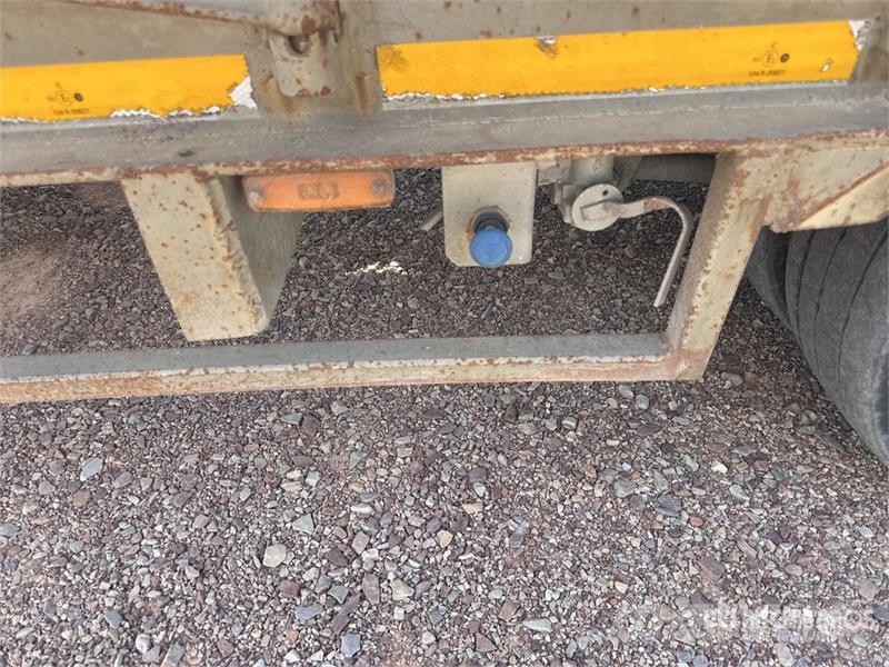 Verem VPE3S42N Tri/A Tri/A Semi-Remorque Porte Engin 3 E Nizki nakladalci