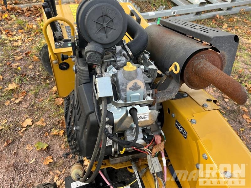 Vermeer SC362 4x2 Stump Grinder Grades mecânicas e moto-cultivadores