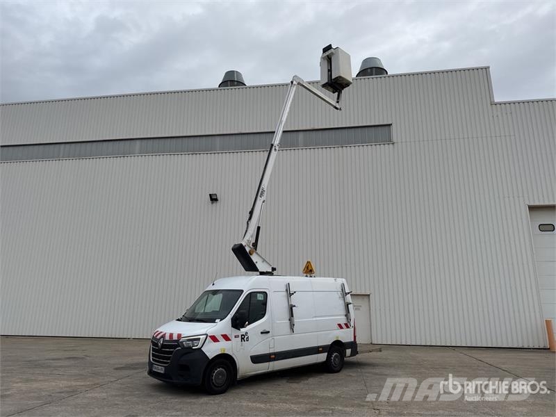 VERSALIFT ETL 32 125 10.5 m on Renault Trucks Master Camion  Truck mounted platforms