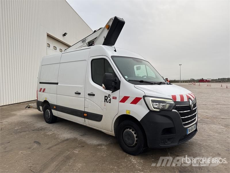 VERSALIFT ETL 32 125 10.5 m on Renault Trucks Master Camion  Truck mounted platforms
