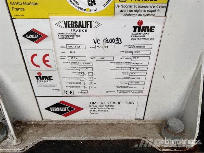 VERSALIFT ETL 32 125 10.5 m on Renault Trucks Master Camion  Truck mounted platforms