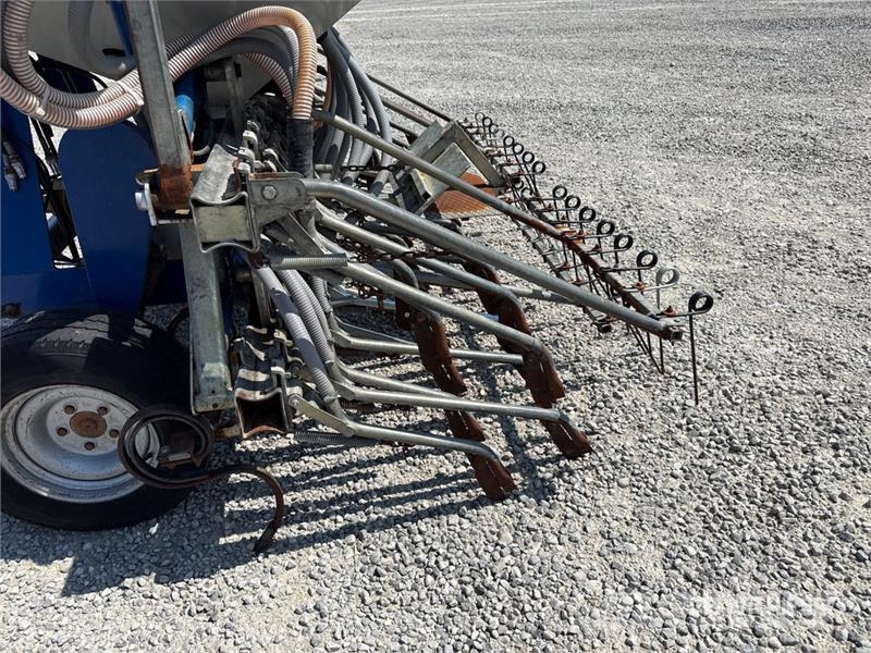 Vertulli VSP 429 Air Seeder مثاقيب