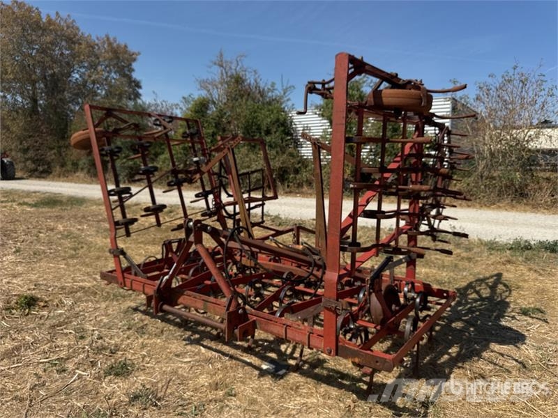 Vibroculteur Porte 5.4 m 3-Point Cultivator Cultivatoare