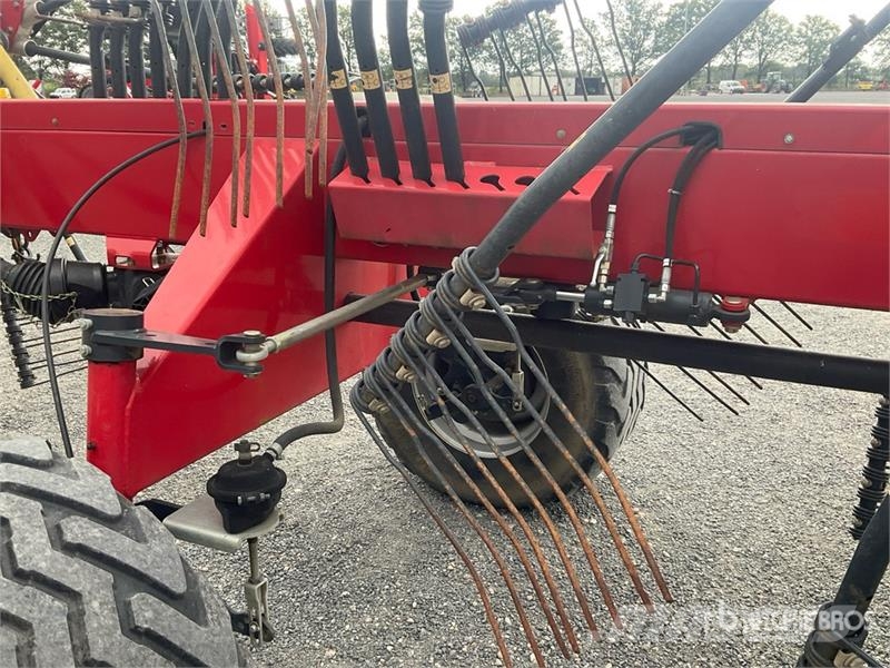 Vicon Andex 1504 15 m 4 Rotor Hay Rake テッダー・テッダーレーキ