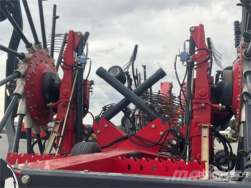Vicon Andex 1504 15 m 4 Rotor Hay Rake テッダー・テッダーレーキ