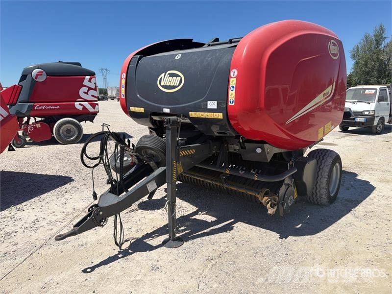 Vicon RF 4255 Round Baler Round balers