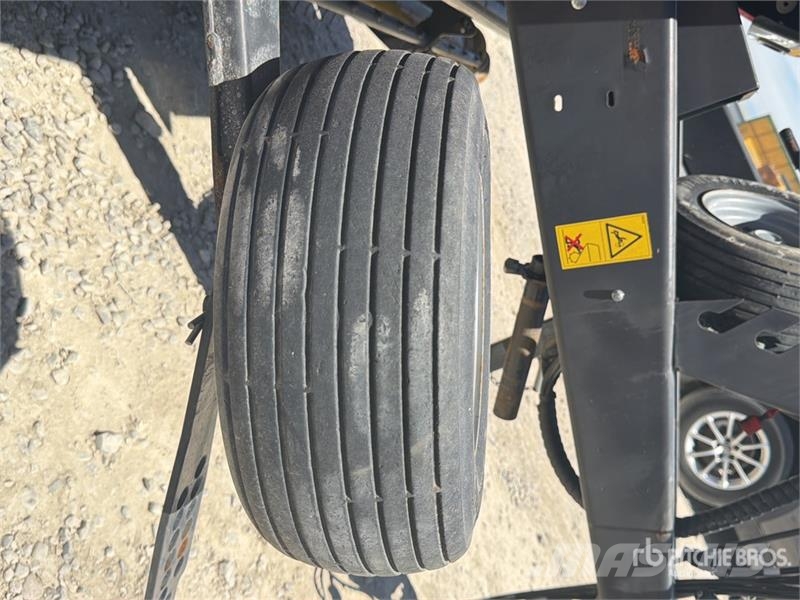 Vicon RF 4255 Round Baler Round balers