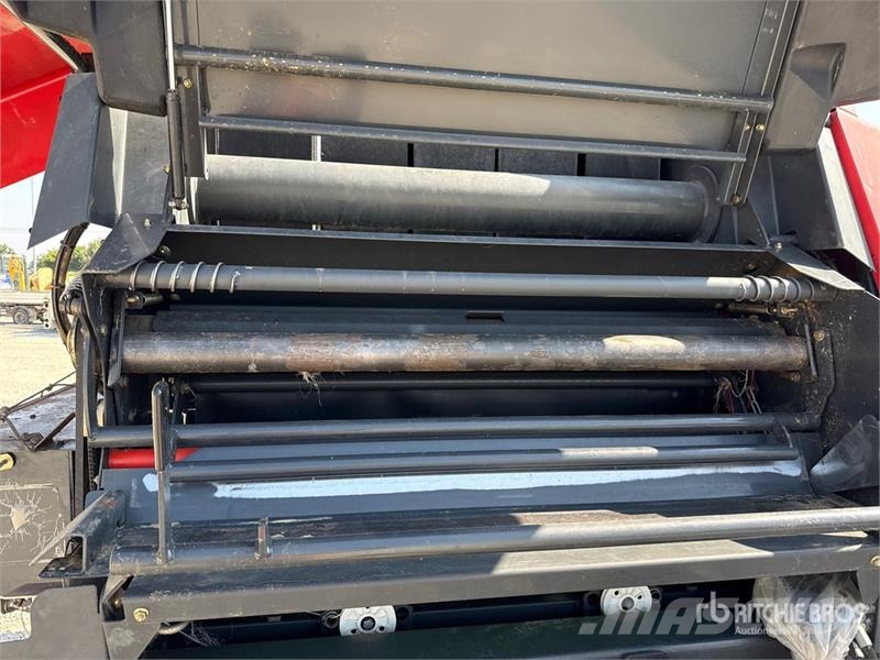 Vicon RV2160 Round Baler Round balers