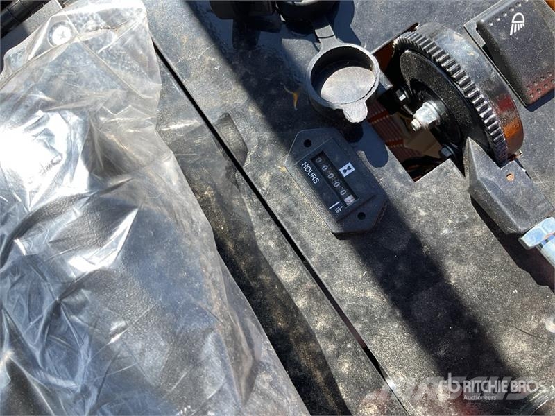 Vicsec 13D Mini Excavator (Unused) Miniescavadeiras < 7t (Mini escavadeiras)