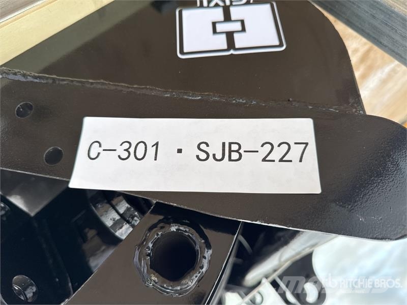 Vicsec VCA-8 Qty Of Attachments Fit to Mini Excavator (Un Άλλα εξαρτήματα