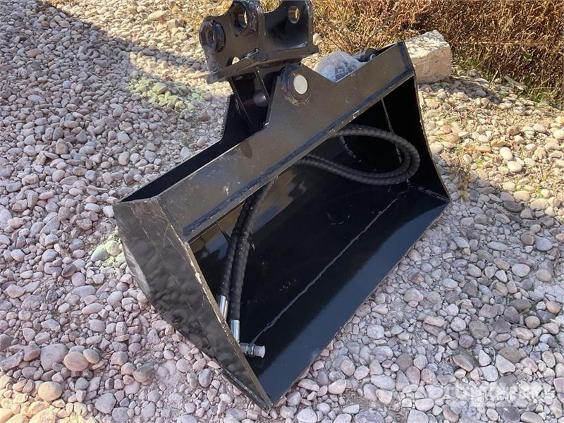 Vicsec VCT600 24 In Tilting Excavator Bucket (Unused) Bakken