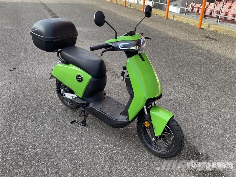 Vmoto CUX Sharing Electric Moped (Inoperable) Cars
