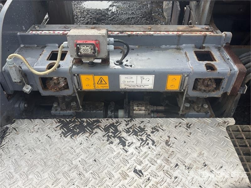 Vögele Super 1303-3i Wheel Asphalt Paver Asphalt pavers