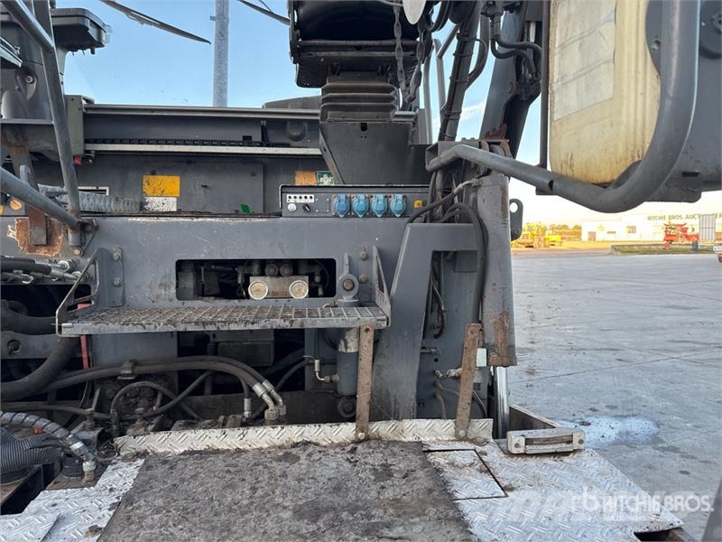 Vögele Super 1800-2 Track Finisseur Sur Chenilles Asphalt Asphalt pavers