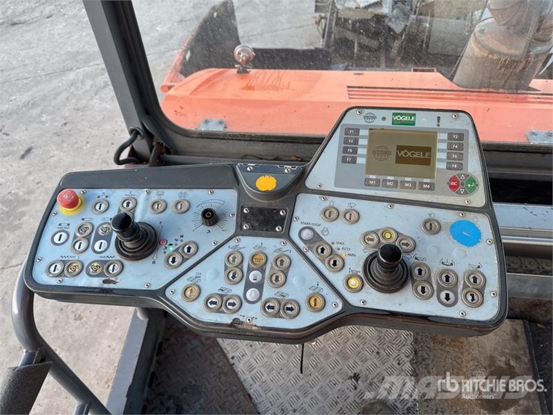 Vögele Super 1800-2 Track Finisseur Sur Chenilles Asphalt Asphalt pavers