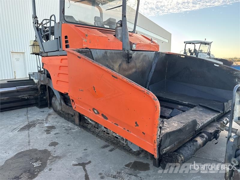 Vögele Super 1800-2 Track Finisseur Sur Chenilles Asphalt Asphalt pavers