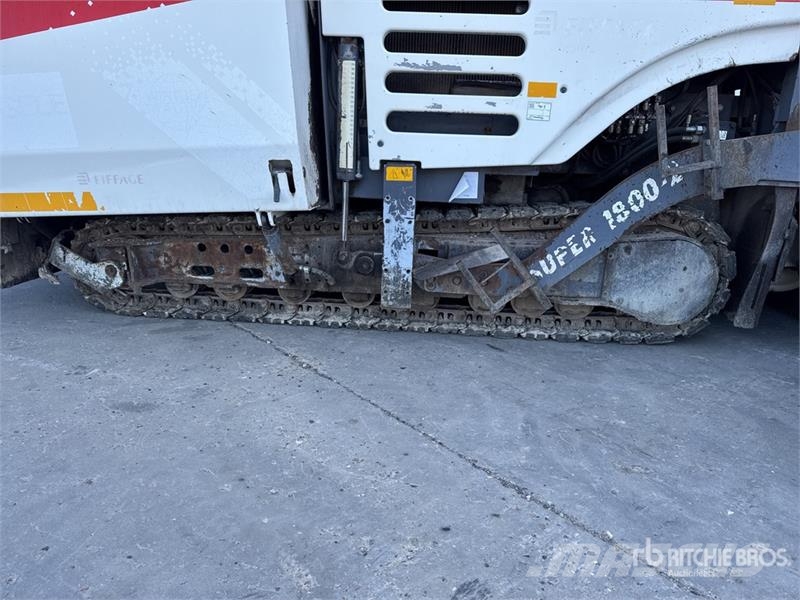 Vögele Super 1800-2 Track Finisseur Sur Chenilles Asphalt Asfaltni finišeri