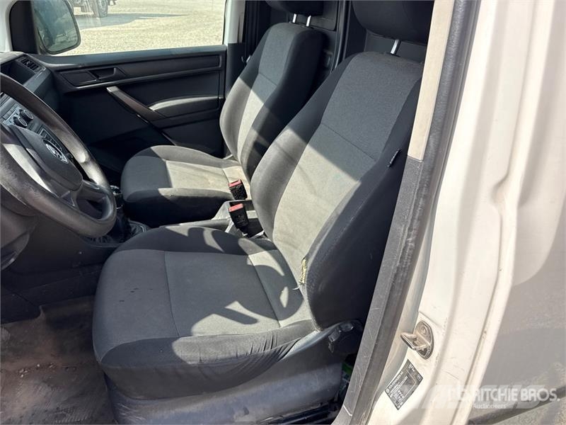 Volkswagen Caddy 2.0 TDI 122CV EURO6 4X4 Cargo Van شاحنة مقفلة