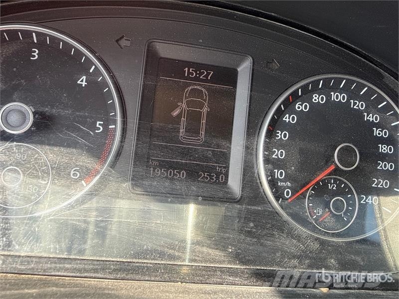 Volkswagen Caddy 2.0 TDI 122CV EURO6 4X4 Cargo Van شاحنة مقفلة