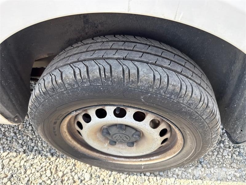 Volkswagen Caddy 2.0 TDI 122CV EURO6 4X4 Cargo Van شاحنة مقفلة