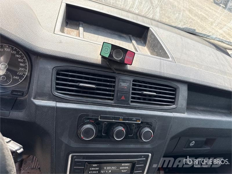 Volkswagen Caddy 2.0 TDI 122CV EURO6 4X4 Cargo Van شاحنة مقفلة