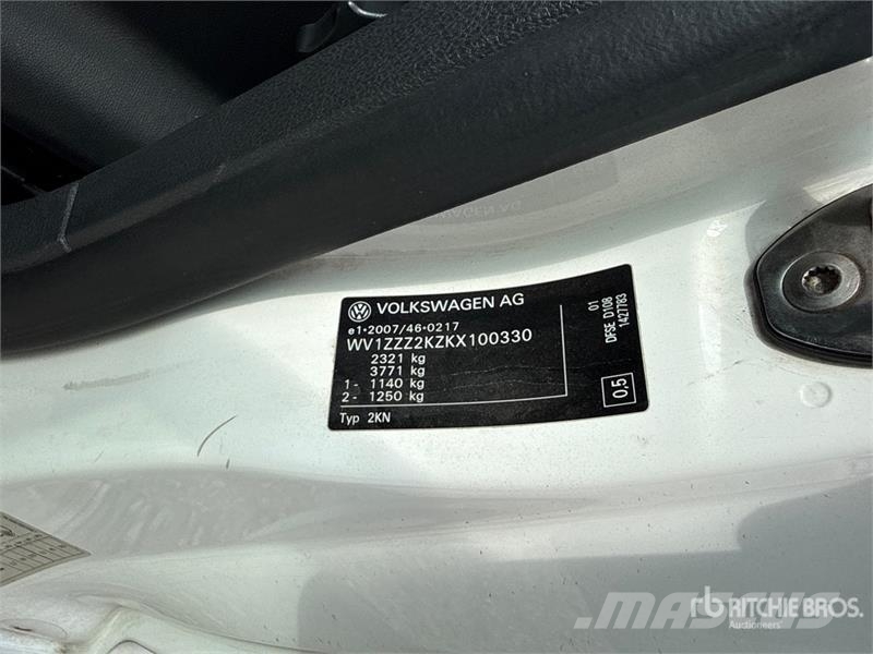 Volkswagen Caddy 2.0 TDI 122CV EURO6 4X4 Cargo Van شاحنة مقفلة