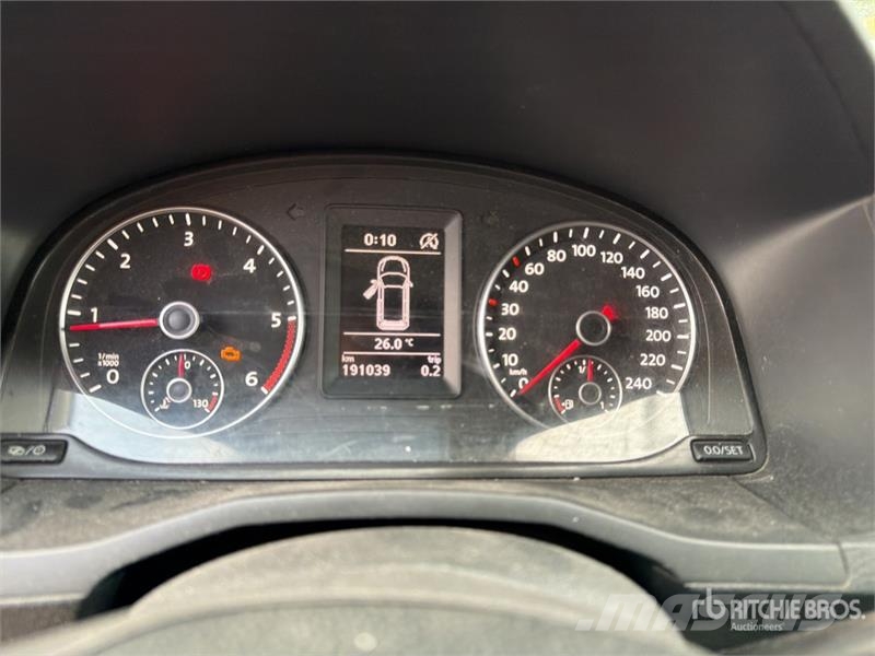Volkswagen Caddy 2.0 TDI 122CV EURO6 4X4 Cargo Van شاحنة مقفلة