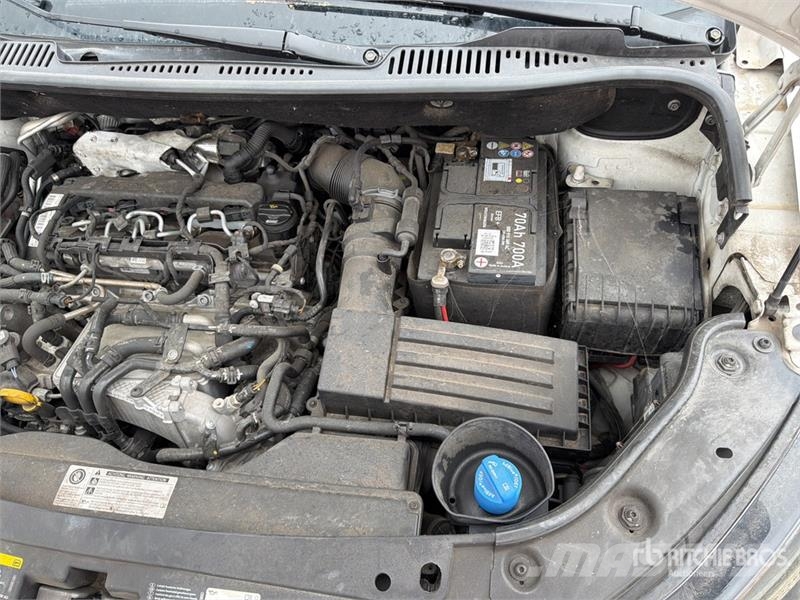 Volkswagen Caddy 2.0 TDI 122CV EURO6 4X4 Cargo Van شاحنة مقفلة