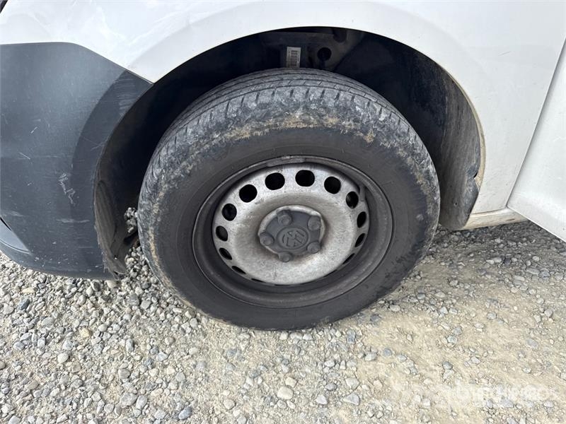 Volkswagen Caddy 2.0 TDI 122CV EURO6 4X4 Cargo Van شاحنة مقفلة