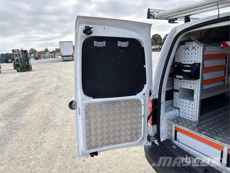 Volkswagen Caddy 2.0 TDI 122CV 4MOTION EURO 6 Cargo Van Gesloten bedrijfswagens