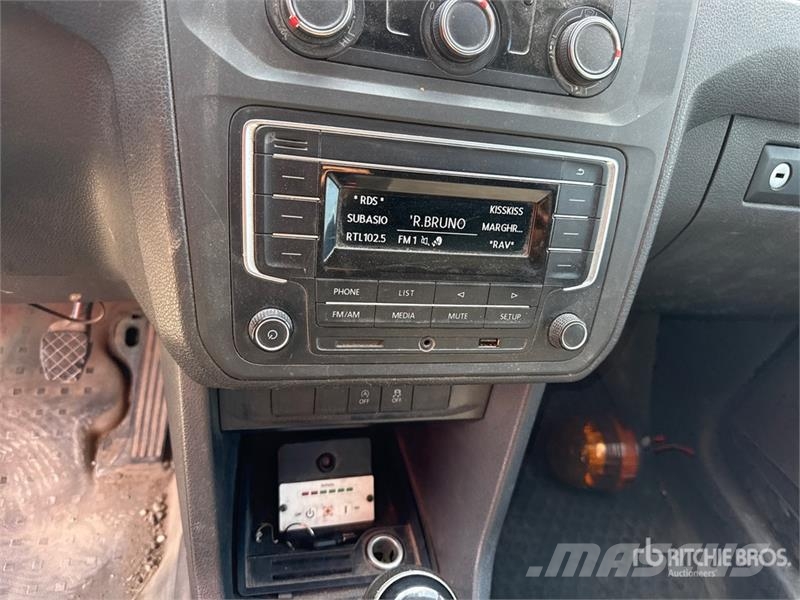 Volkswagen Caddy 2.0 TDI 122CV EURO6 4X4 Cargo Van شاحنة مقفلة