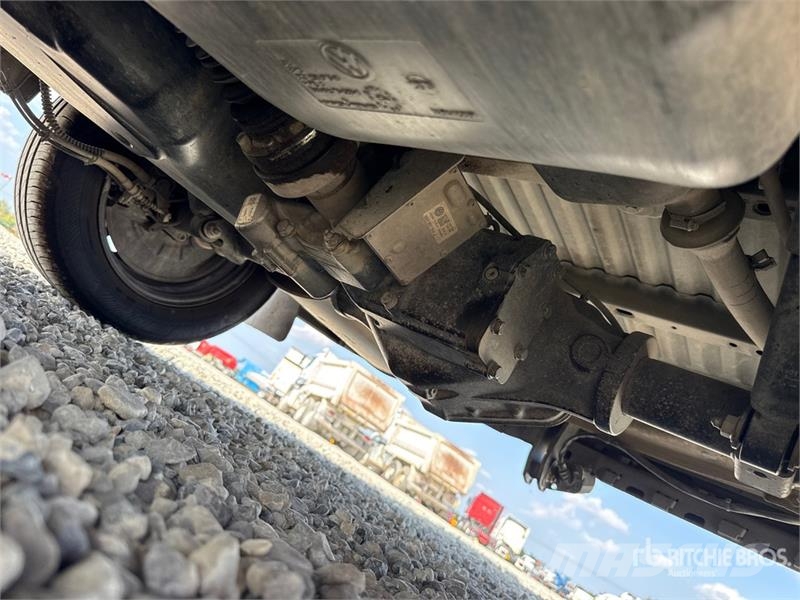 Volkswagen Caddy 2.0 TDI 122CV EURO6 4X4 Cargo Van شاحنة مقفلة