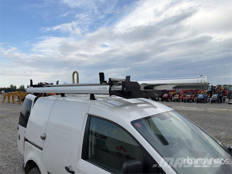 Volkswagen Caddy 2.0 TDI 122CV EURO6 4X4 Cargo Van شاحنة مقفلة