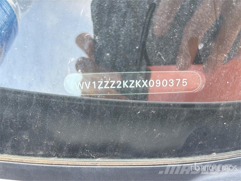 Volkswagen Caddy 2.0 TDI 122CV EURO6 4X4 Cargo Van شاحنة مقفلة