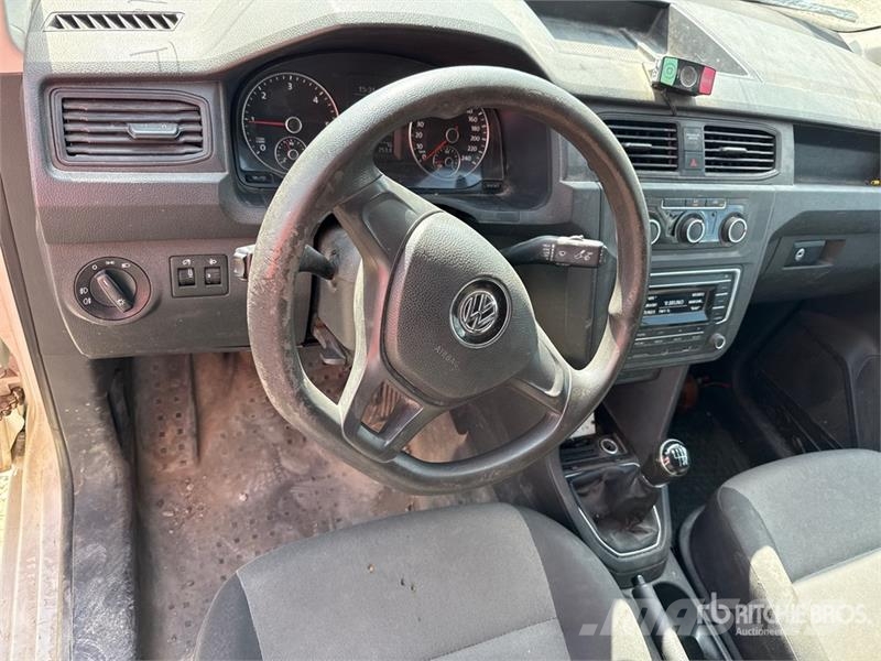 Volkswagen Caddy 2.0 TDI 122CV EURO6 4X4 Cargo Van شاحنة مقفلة