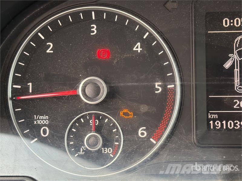 Volkswagen Caddy 2.0 TDI 122CV EURO6 4X4 Cargo Van شاحنة مقفلة