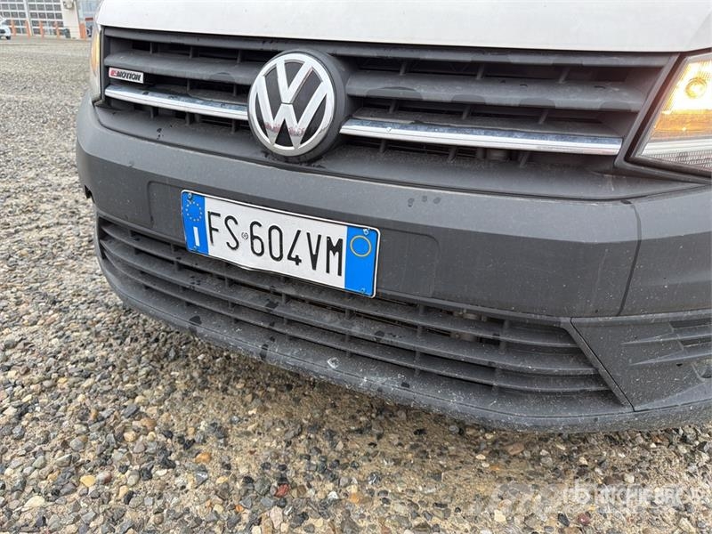 Volkswagen Caddy 2.0 TDI 122CV EURO6 4X4 Cargo Van شاحنة مقفلة