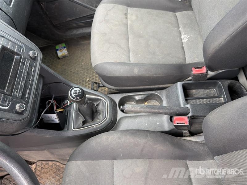 Volkswagen Caddy 2.0 TDI 122CV EURO6 4X4 Cargo Van شاحنة مقفلة