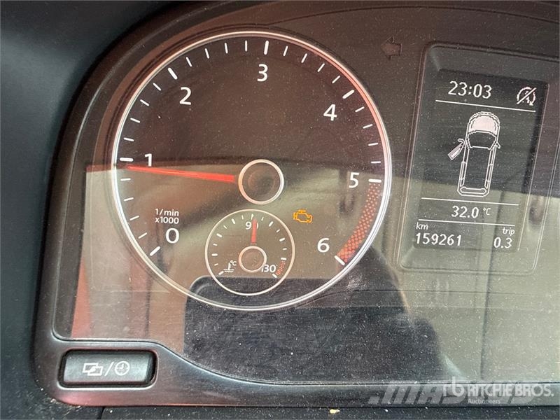 Volkswagen Caddy 2.0 TDI 122CV EURO6 4X4 Cargo Van شاحنة مقفلة