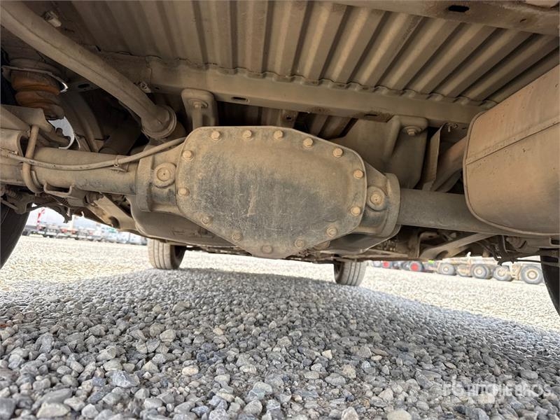 Volkswagen Caddy 2.0 TDI 122CV EURO6 4X4 Cargo Van شاحنة مقفلة