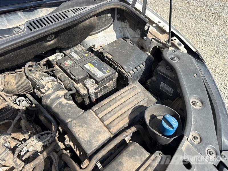 Volkswagen Caddy 2.0 TDI 122CV EURO6 4X4 Cargo Van شاحنة مقفلة