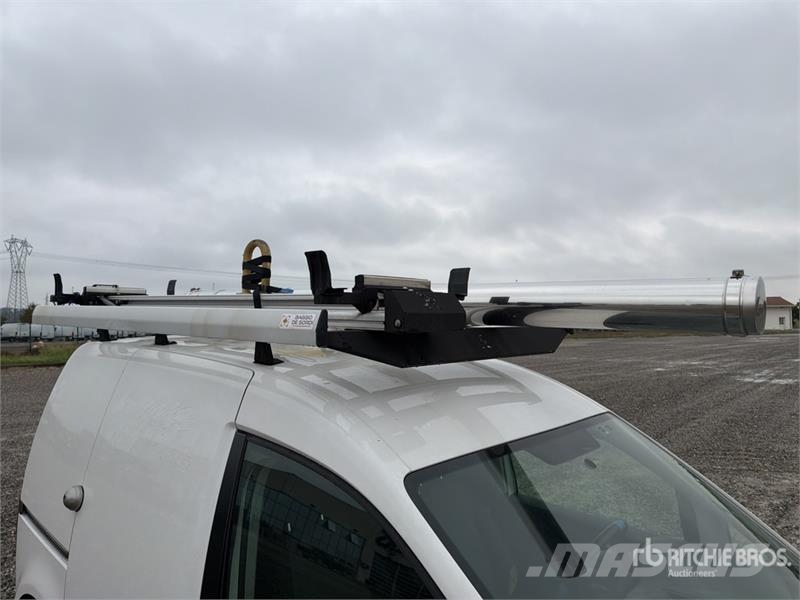 Volkswagen Caddy 2.0 TDI 122CV EURO6 4X4 Cargo Van شاحنة مقفلة