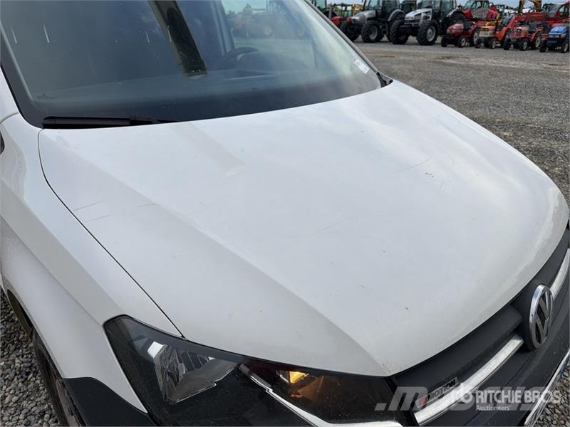 Volkswagen Caddy 2.0 TDI 122CV EURO6 4X4 Cargo Van شاحنة مقفلة