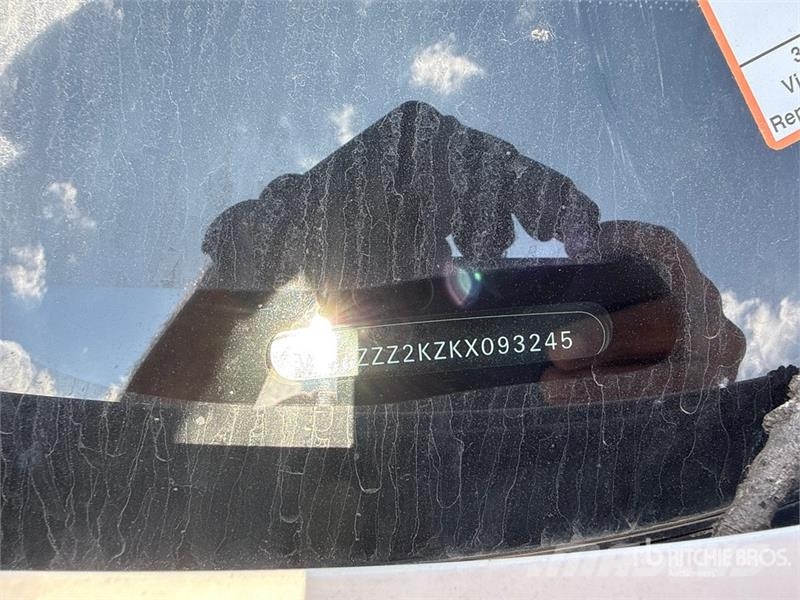 Volkswagen Caddy 2.0 TDI 122CV EURO6 4X4 Cargo Van شاحنة مقفلة