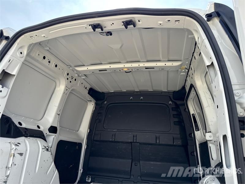 Volkswagen Caddy 2.0 TDI 122CV E6 4MOTION Cargo Van Gesloten bedrijfswagens