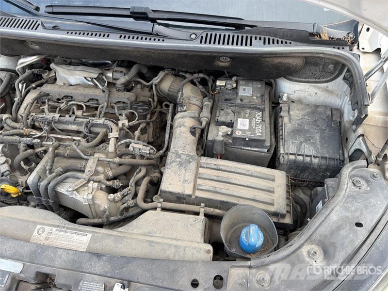Volkswagen Caddy 2.0 TDI 122CV EURO6 4X4 Cargo Van شاحنة مقفلة