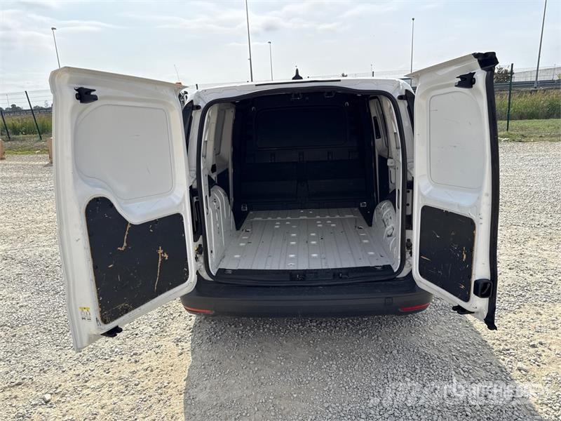 Volkswagen Caddy 2.0 TDI 122CV E6 4MOTION Cargo Van Gesloten bedrijfswagens