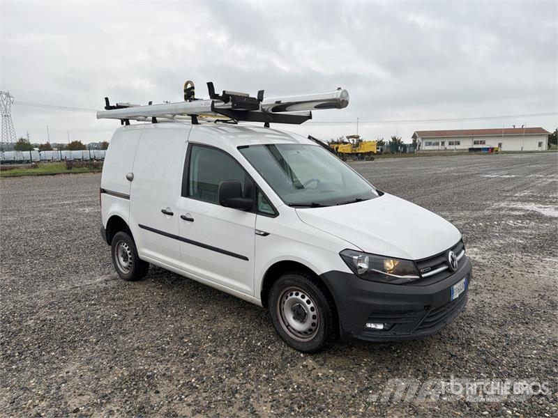 Volkswagen Caddy 2.0 TDI 122CV EURO6 4X4 Cargo Van شاحنة مقفلة