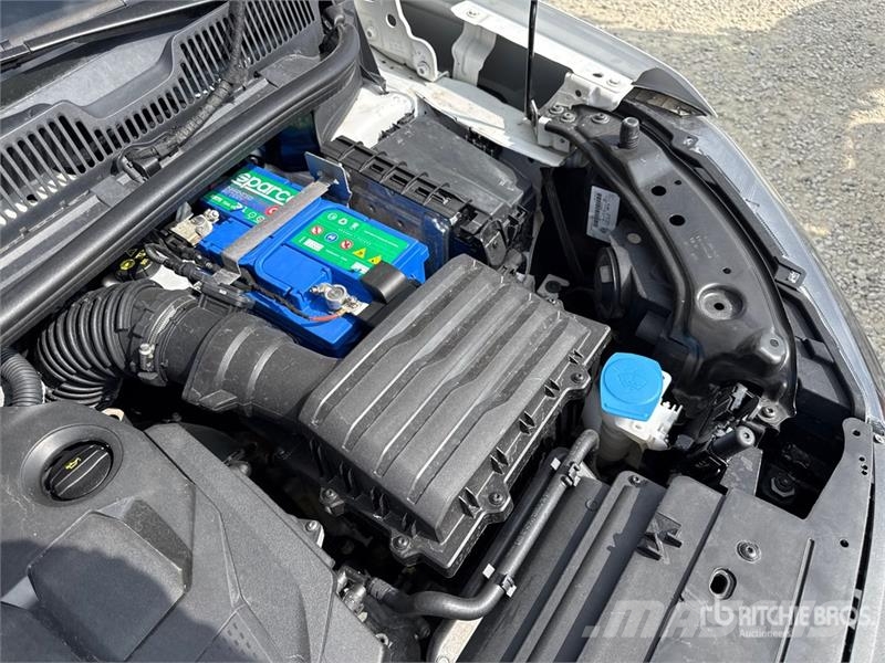 Volkswagen Caddy 2.0 TDI 122CV E6 4MOTION Cargo Van Gesloten bedrijfswagens